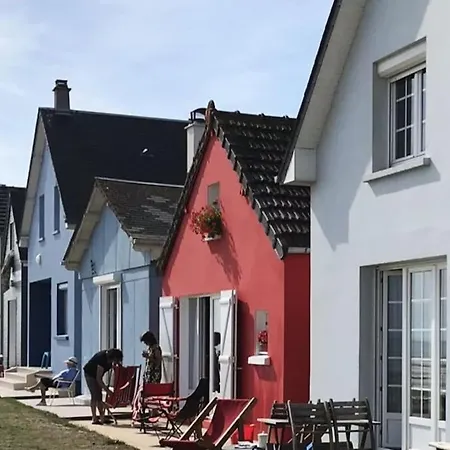 Maison De Famille- Vue Sur - 6 A 8 Personnes * Quineville