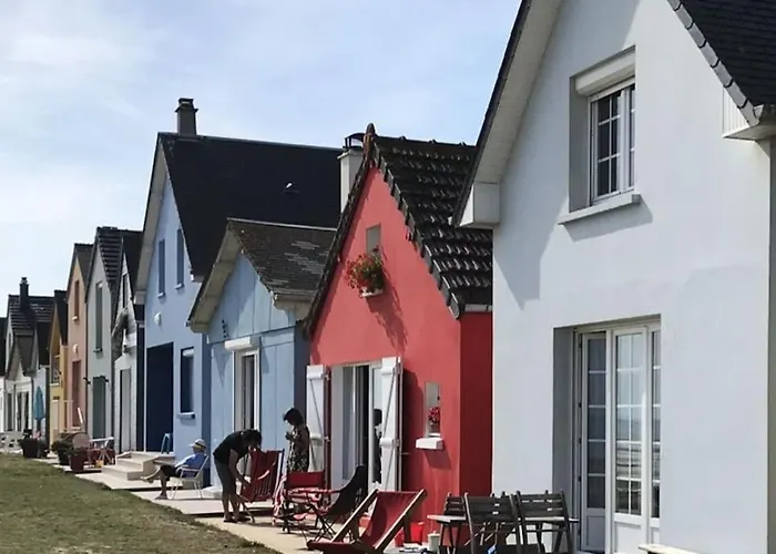 Maison De Famille- Vue Sur - 6 A 8 Personnes * Quinéville